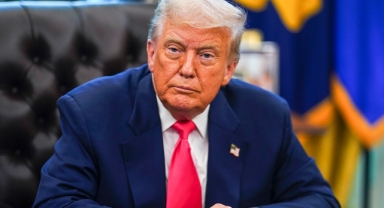 Trump’tan Zelenskiy’e Kırım’dan ve NATO üyeliğinden vazgeçme çağrısı