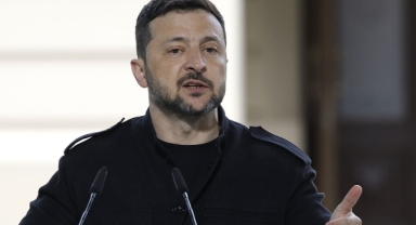 Zelenskiy: Ukraynalılar topraklarını işgalcilere hediye etmeyecek