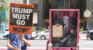 ABD’de 50 eyalette Trump karşıtı gösteri!