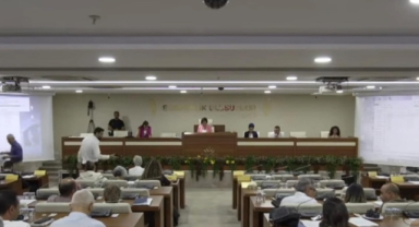 Aralarında CHP'li muhaliflerde yer alıyor... Kınay'a meclisten boykot!