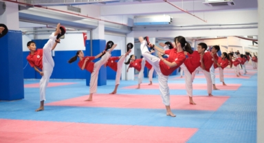 Bayraklı’da 3 Bin 500 kişi yaz spor okullarında buluştu