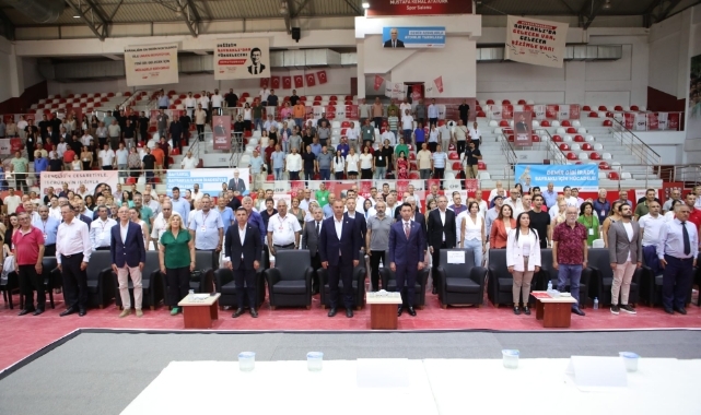 Bayraklı'da kongre Seçim Kurulu'na taşındı