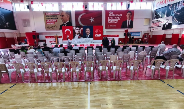 CHP Bayraklı'da kongre günü!