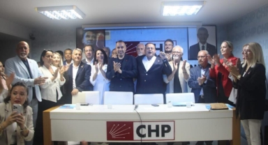 CHP Konak’ta devir teslim: Serkan Kalmaz görevi devraldı!