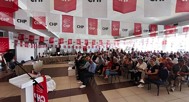 CHP Seferihisar'da Kongre Heyecanı: Rahmi Tezel Çınar Güvenoyu Aradı