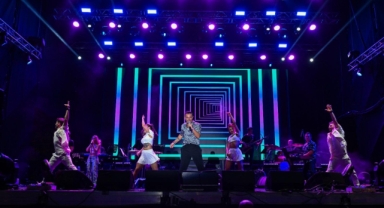 Çim Konserleri’nde Mustafa Sandal rüzgarı