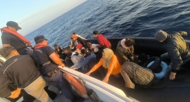 Ege Denizi'nde kaçış son buldu: 58 göçmen yakalandı