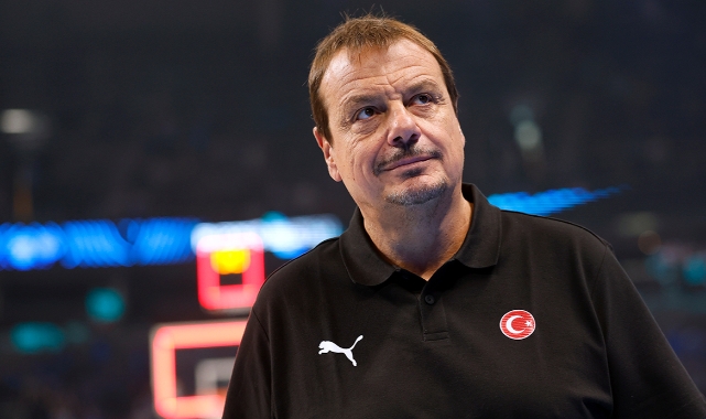 Ergin Ataman Avrupa Şampiyonası’nın en iyi başantrenörü seçildi
