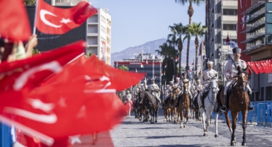 İzmir'de 103 yıllık gurur!