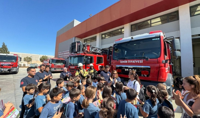 İzmir’de ateş savaşçıları öğrencilerle buluştu
