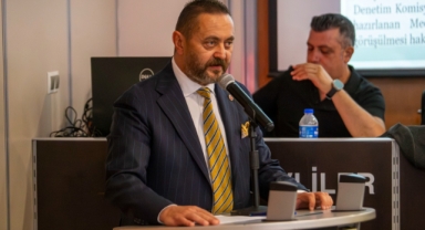 Karşıyaka Belediye Meclisi AK Parti Grup Başkanvekili Ünal'dan çöp çıkışı!