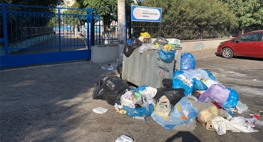 Karşıyaka’da çöp krizi büyüyor: Ünsal başkanlık sıfatını kaybedebilir!