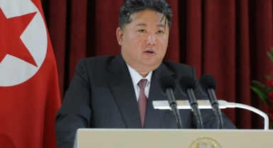 Kuzey Kore lideri Kim'den nükleer silah mesajı!