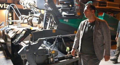 Mustafa Kemal Caddesi’nde gece mesaisi... Başkan Eşki: İzmir’in en güzel caddelerinden biri olacak