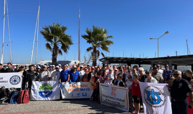 Urla'da kıyı ve deniz temizliği yapıldı