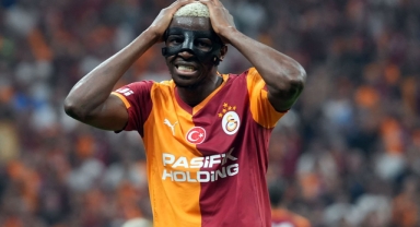 Victor Osimhen’in ayak bileğinde gerilme tespit edildi