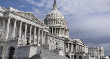 ABD Kongresi’ndeki bütçe krizi hükümetin kapanmasına neden oldu!