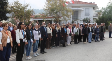 Ahmet Taner Kışlalı Güzelbahçe’de anıldı