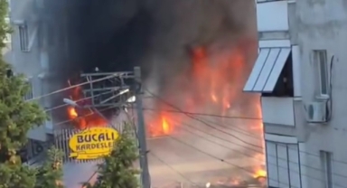 Alevlerin yükseldiği binada yangın paniği