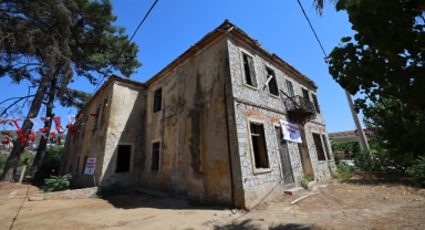 Atatürk'ün Efes Selçuk'a gelişi yapay zekâ ile canlandırıldı