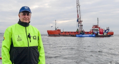 Başkan Tugay'dan 'koku' açıklaması: Sorun alg patlaması!