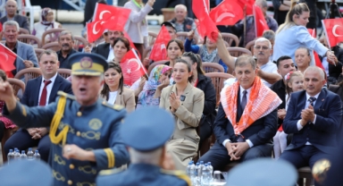 Belevi’de Cumhuriyet Coşkusu: “Yaşasın Cumhuriyet, Yaşasın Mustafa Kemal Atatürk”