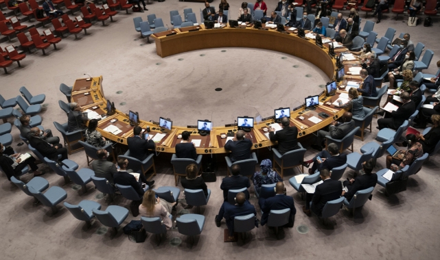 BM maddi yetersizlik nedeniyle barış gücünü 4'te 1 düşürecek