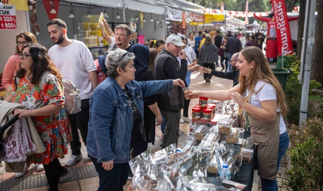 Bornova’da Bi Hayat Fest başladı