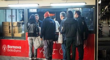 Bornova’da soğuk sabahlar sıcak çorbayla ısınıyor