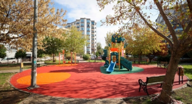 Buca’da park ve refüjlerde hummalı çalışma