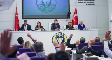 Buca Meclisinde şok istifa kararı!