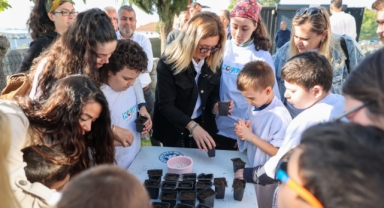 Buca’nın Tarım Okulu otizmli çocukları ağırladı