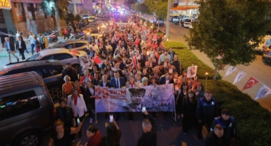 Çiğli’de “İstiklalden İstikbale Büyük Cumhuriyet Yürüyüşü ”ne yoğun katılım