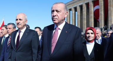 Cumhurbaşkanı Erdoğan başkanlığındaki devlet erkanı Anıtkabir’i ziyaret etti