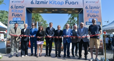 Edebiyat dünyasının kalbi Kültürpark’ta attı