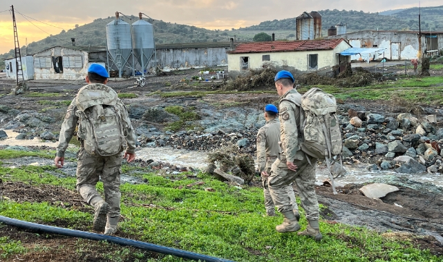Foça'daki selde kaybolmuştu... Arama çalışmaları yeniden başladı!
