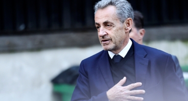 Fransa tarihinde bir ilk: Eski Cumhurbaşkanı Sarkozy hapse girdi