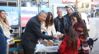 Güzelbahçe Belediyesi okulda Süt-Simit Projesine Devam Ediyor
