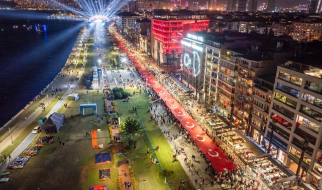 İzmir Cumhuriyet coşkusuna hazır!