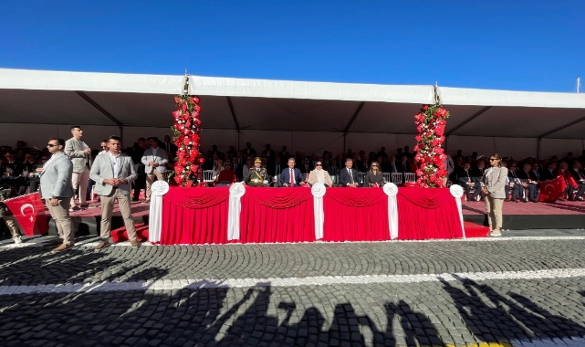 İzmir’de 29 Ekim coşkusu!