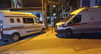 İzmir'de aile katliamı: Anne ve babasını öldürüp intihar etti!