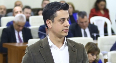 Karabağlar’da TOKİ gerilimi tırmanıyor: Eroğlu’ndan Kınay’a ‘kaçak’ yanıtı!