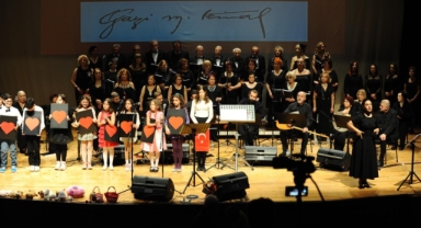 Karşıyaka’da ‘Attilâ İlhan Vefa Yılı’na anlamlı kapanış