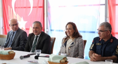 Karşıyaka’da “Muhtarlar Günü” zirvesi!