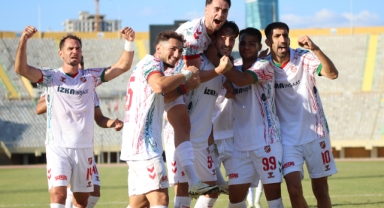 Karşıyaka, kayıpsız bir şekilde yoluna devam ediyor