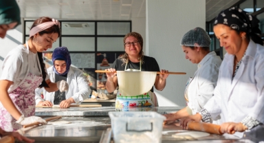 Konak’ın Hamur Ürünleri Yapımı Kursu mezunlarını verdi