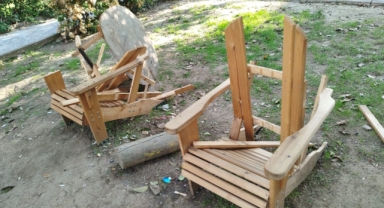 Konak'taki o park vandalların hedefinde!