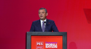 Özel, Manisa’da Cumhurbaşkanı Adaylığı İçin Konuştu: “Vallahi Ben Değil, Sensin!”