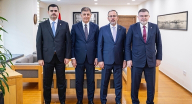 Tugay ‘Hükümet tarafı ile ayrı taraftayız’ dedi ve ekledi: Amacımız kentin sorunlarını çözmek!