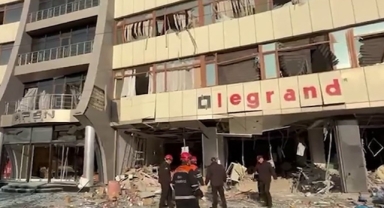 Bakü’de iş merkezinde patlama: 5 yaralı